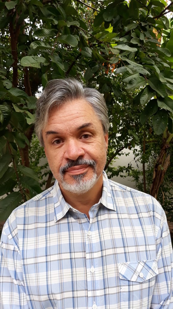 Helio Hintze - Psicanalista